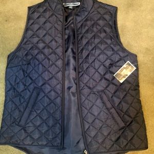 NWT Vest, Winter sleeveless quilted.  Size PM Karen Scott. Lightweight Navy blue